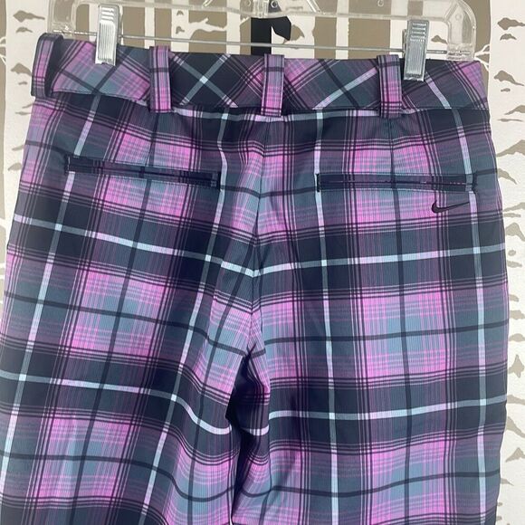 Nike Golf Tour Performance Plaid Bermuda Shorts 4 - Picture 5 of 14